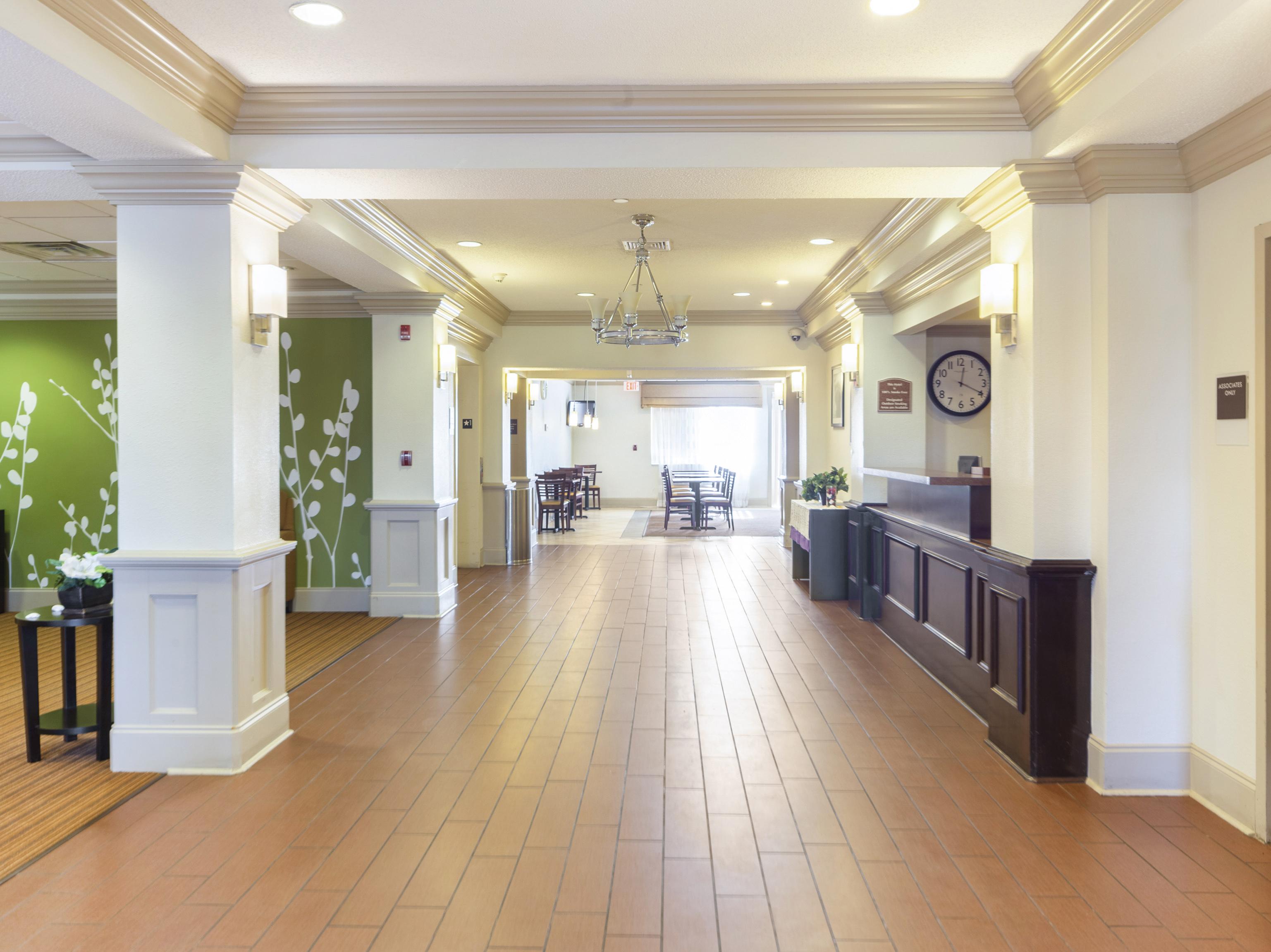 Ramada By Wyndham Jackson Ms Hotel Buitenkant foto