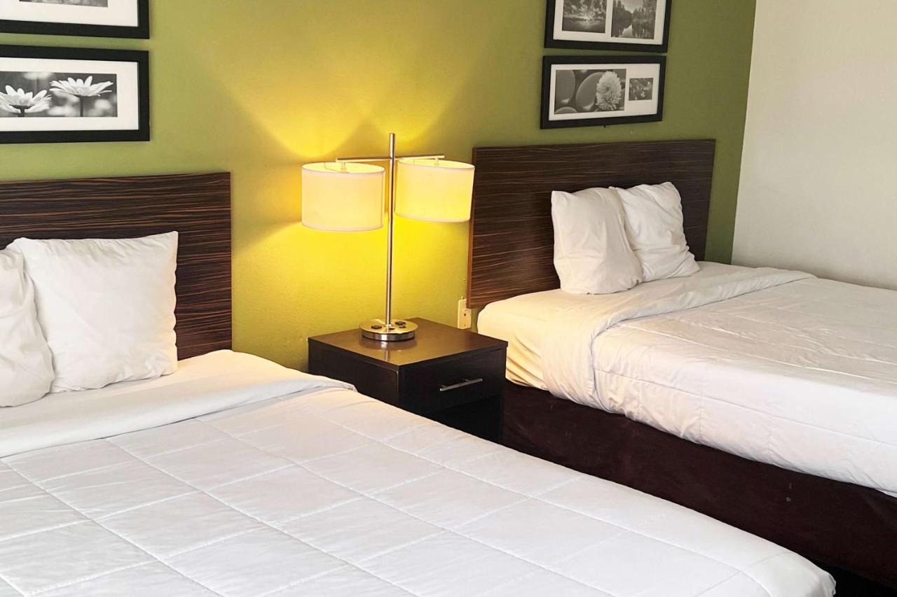 Ramada By Wyndham Jackson Ms Hotel Buitenkant foto