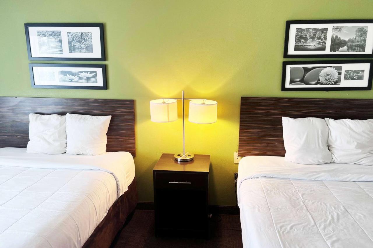 Ramada By Wyndham Jackson Ms Hotel Buitenkant foto